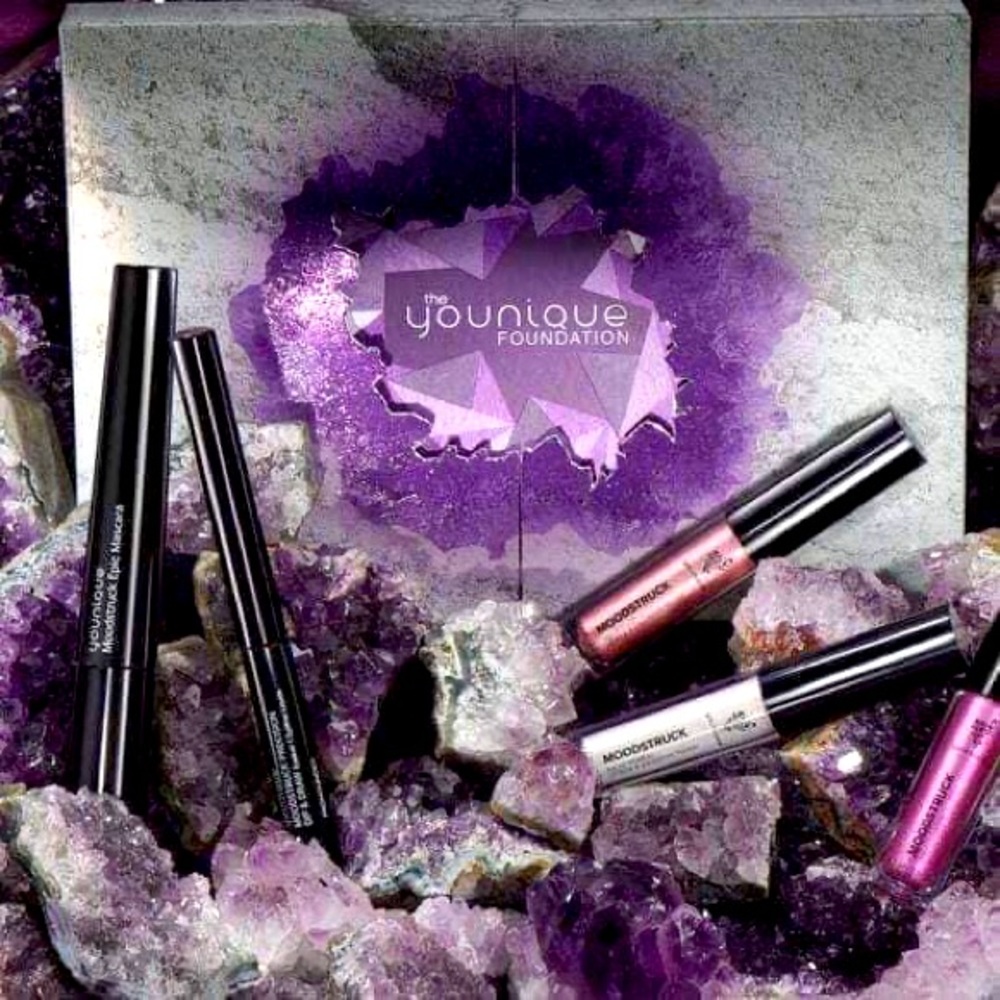 Younique Bundle: Mascara ,Purple Eyeliner and 3 Liquid Eyeshadows